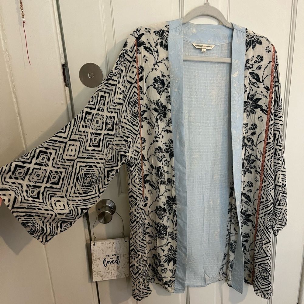 Crimson in Grace Floral Kimono Light Blue Open Front Boho Lightweight Small